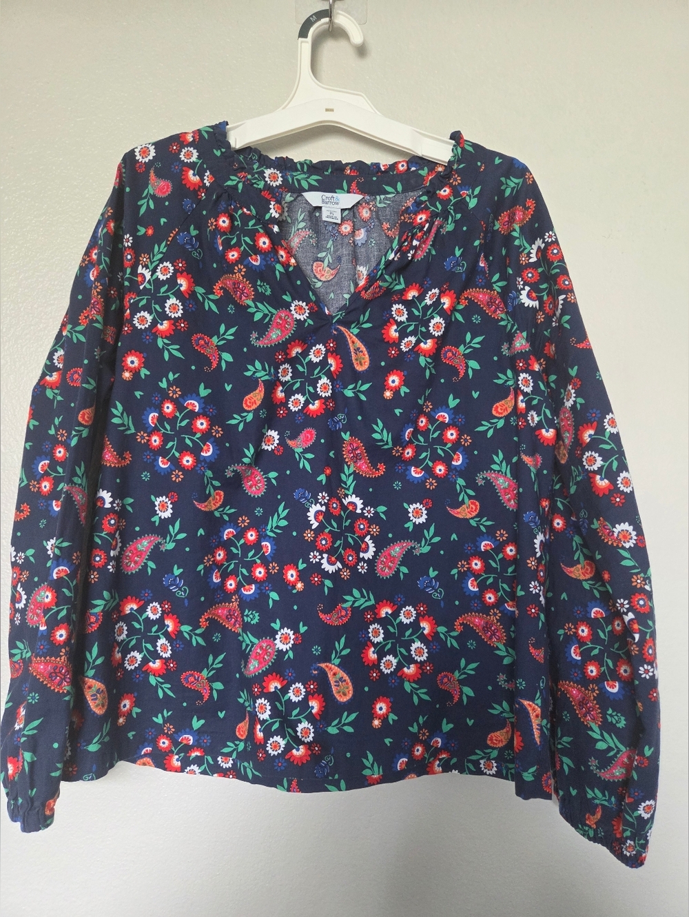 croft & barrow Navy Floral Paisley V-Neck Long Sleeve Blouse